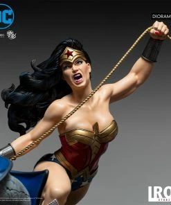 Hot Sale π Wonder π© Woman Vs Darkseid Diorama 1/6 β DC Comics By Ivan Reis Iron Studios π― 20 Wonder Woman Vs Darkseid Diorama 1/6 β DC Comics By Ivan Reis Iron Studios