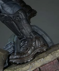 Batman Premium Format™ Figure By Sideshow Collectibles