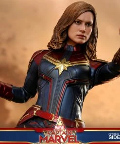 Avengers Earth's Heroes Captain Marvel Deluxe Version Sixth Scale Figure By Hot Toys Captain Marvel - Movie Masterpiece Series