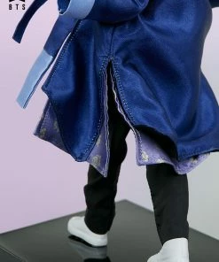 Jin Deluxe Statue By Sideshow Collectibles BTS Idol Collection
