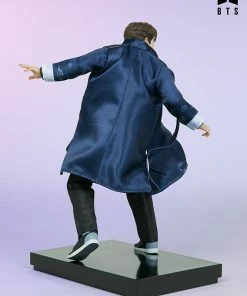 Jung Kook Deluxe Statue By Sideshow Collectibles BTS Idol Collection
