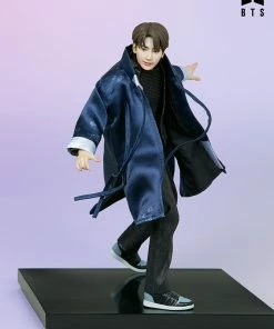 Jung Kook Deluxe Statue By Sideshow Collectibles BTS Idol Collection