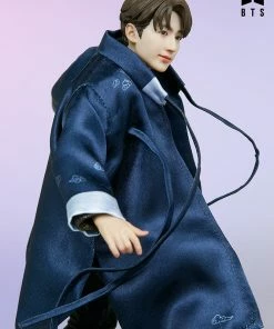 Jung Kook Deluxe Statue By Sideshow Collectibles BTS Idol Collection