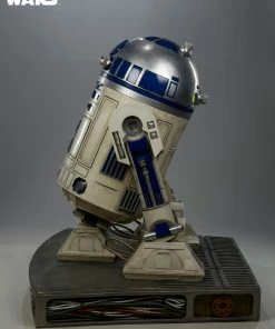 Brand new 👏 Star Wars R2-D2 Life-Size Figure By Sideshow Collectibles 👍 25 Star Wars R2-D2 Life-Size Figure By Sideshow Collectibles