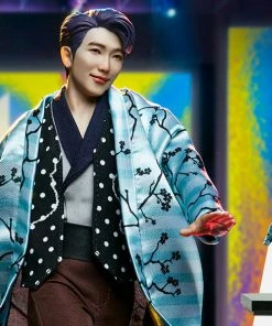 RM Deluxe Statue By Sideshow Collectibles BTS Idol Collection