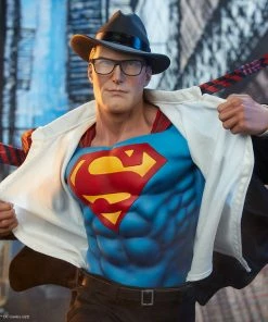 Superman™: Call To Action Premium Format™ Figure By Sideshow Collectibles