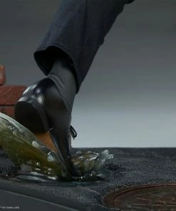 Superman™: Call To Action Premium Format™ Figure By Sideshow Collectibles