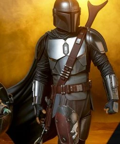 Premium Collection The Mandalorian™ And Grogu™ Premium Format™ Figure By Sideshow Collectibles