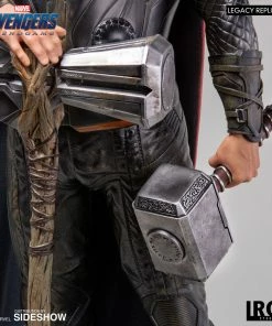 Thor Statue By Iron Studios Avengers: Endgame - 1:4 Legacy Replica By Iron Studios