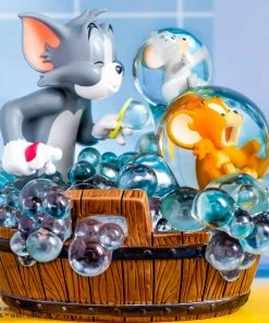 Tom And Jerry - Bath Time Statue By Soap Studio Looney Tunes