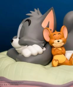 Tom And Jerry Sweet Dreams Collectible Figure By Soap Studio