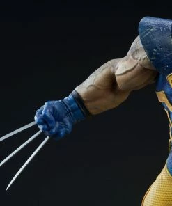 Wolverine Premium Format™ Figure By Sideshow Collectibles X-Men